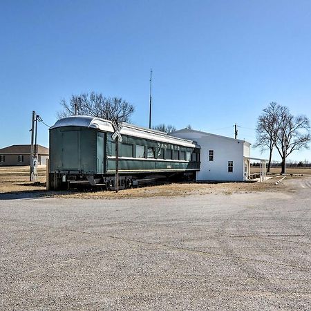 Unique Joplin Gem Converted Train Car Studio Εξωτερικό φωτογραφία