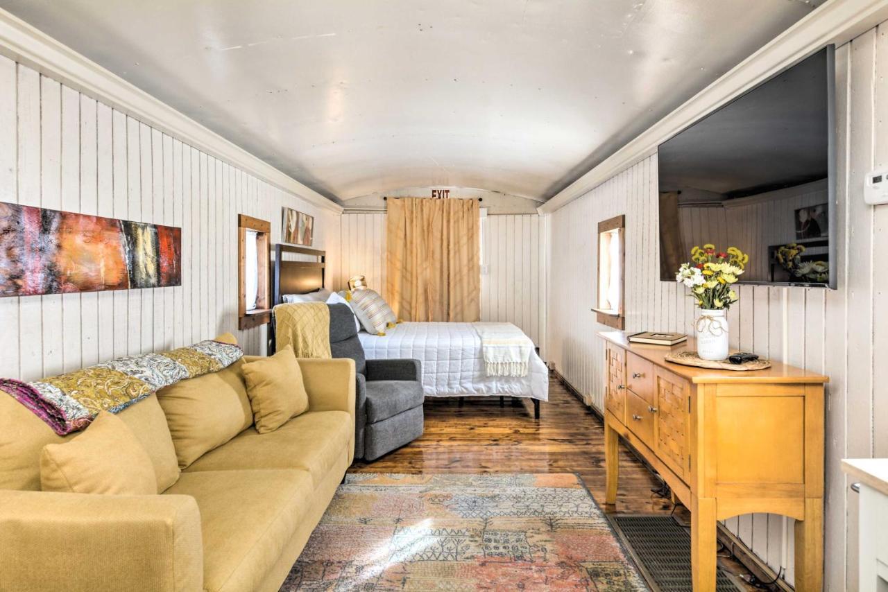 Unique Joplin Gem Converted Train Car Studio Εξωτερικό φωτογραφία